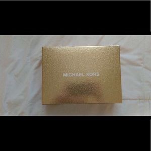 DO NOT BUY TRADED W OFHER USER